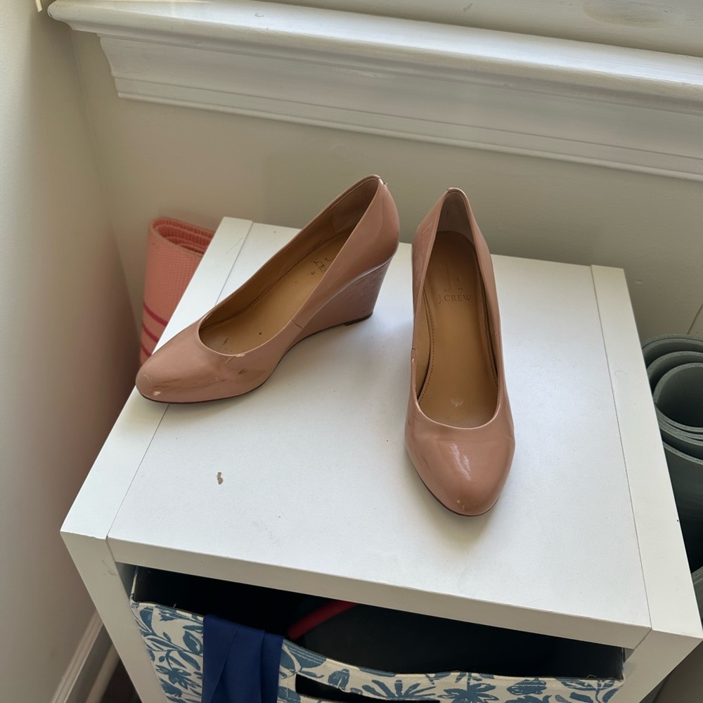 Elegant jcrew Nude Wedge Pumps